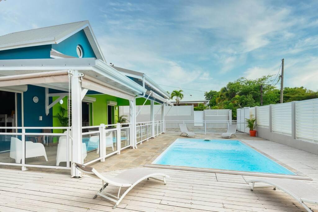 Villa De Standing Avec Piscine Au Gosier Le Gosier  Exterior photo